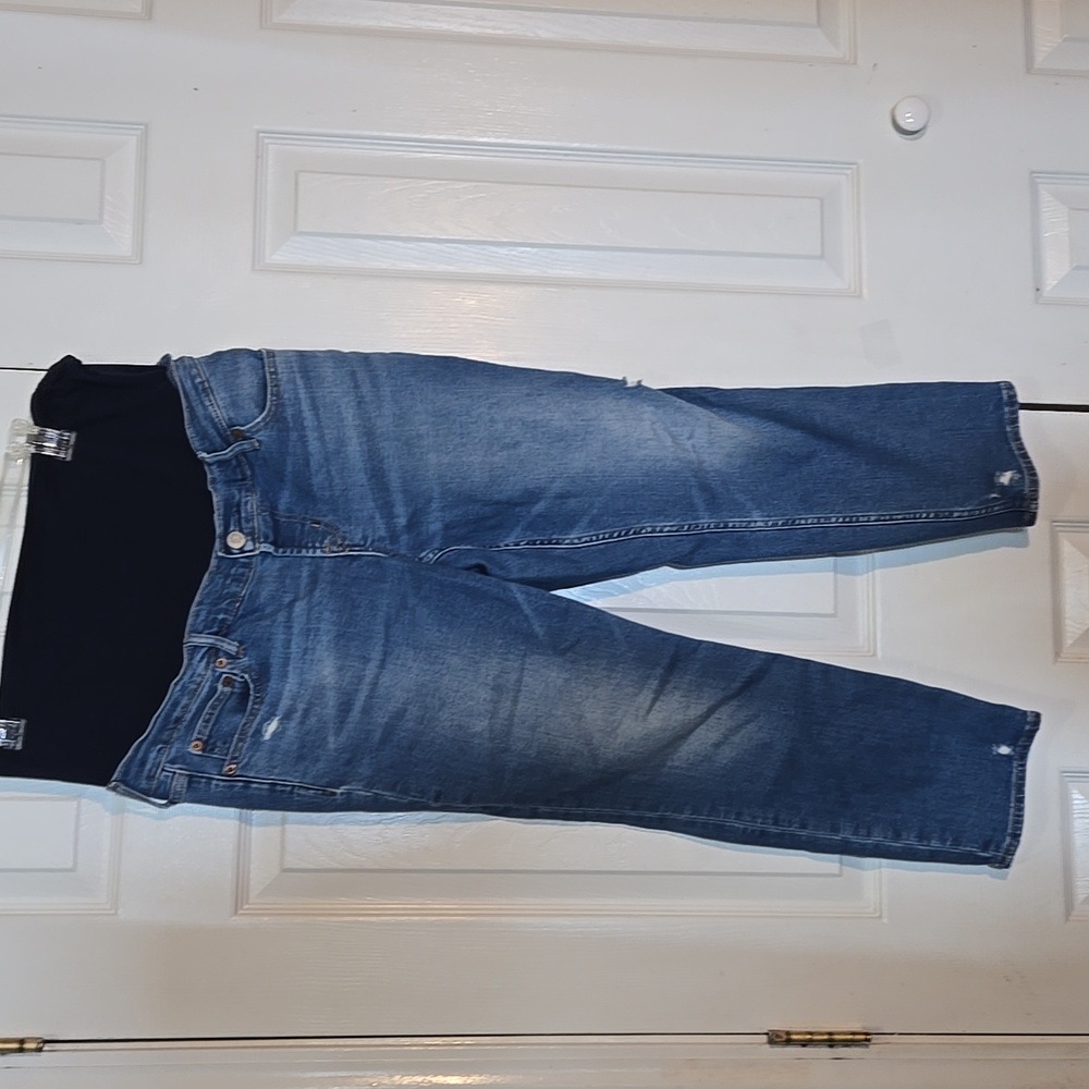 GAP Maternity Cigarette Jeans  Classic Blue Distressed SHORT 30W